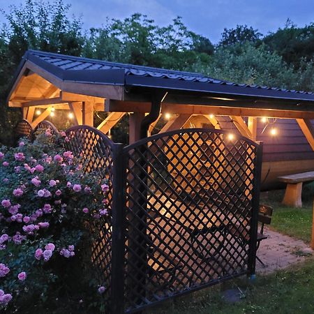 Villa Holma *** Agroturystyka Zbychowo ภายนอก รูปภาพ